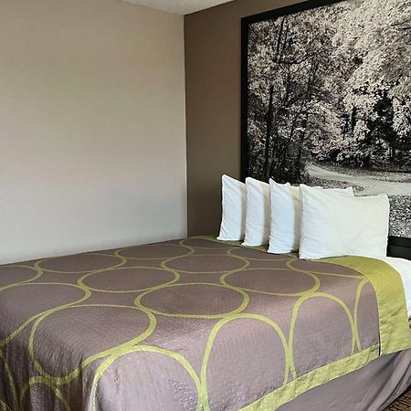 Super 8 By Wyndham Indianapolis Emerson Ngoại thất bức ảnh